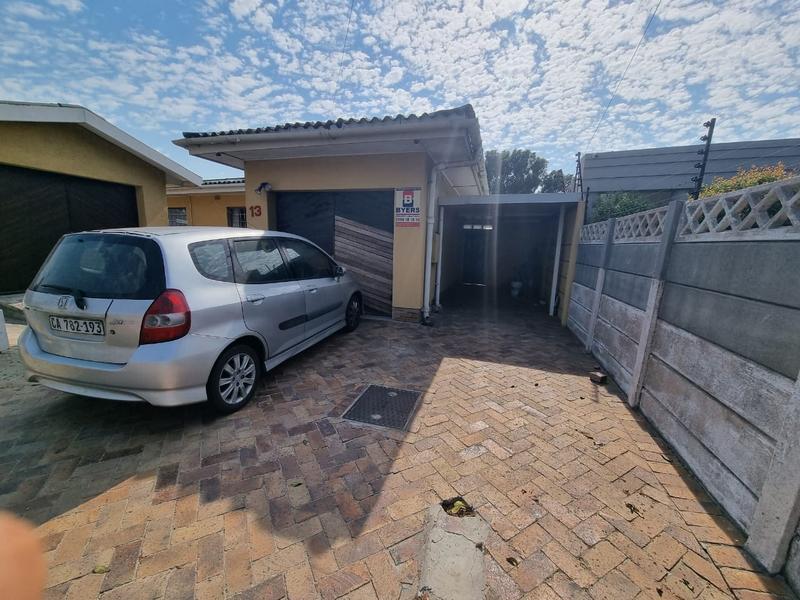 5 Bedroom Property for Sale in Townsend Estate Western Cape